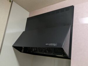 静岡キッチン取付け隊　シロッコファンフードの取替　施工前